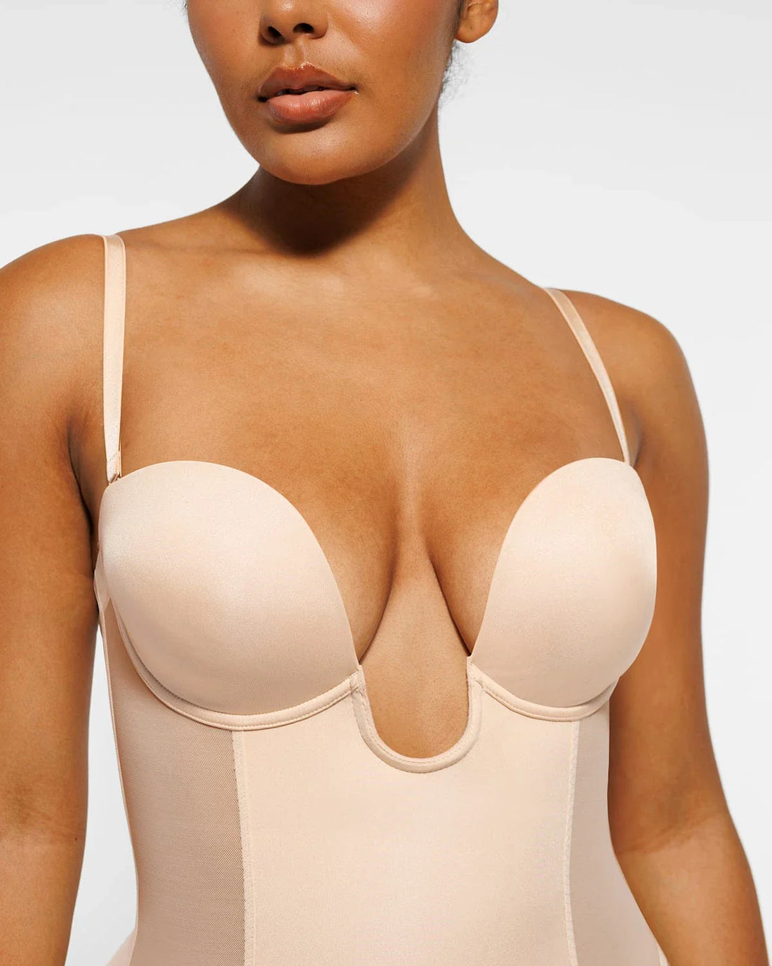 Skinova CurveAir™ Deep Plunge Butt-Lifting Bodysuit