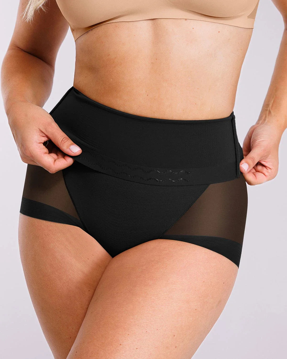 Skinova CurveAir™ Mesh Smooth Butt-Lifting Panty